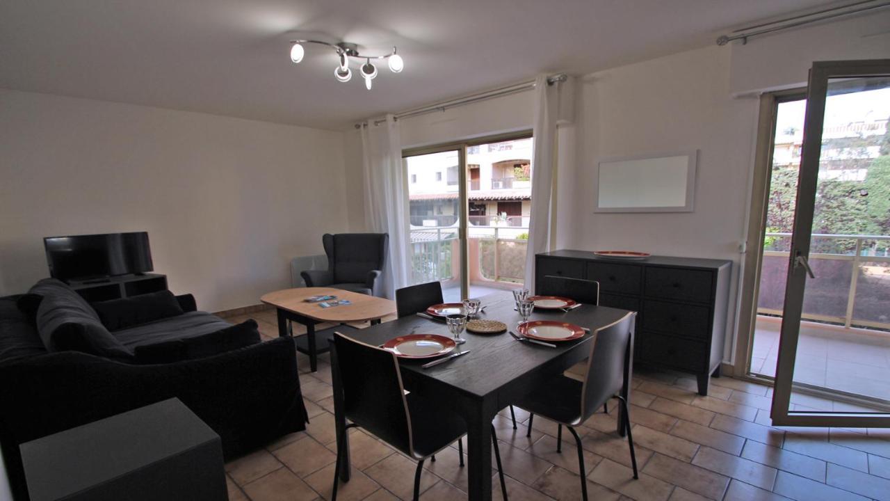 Le Riviera Apartamento Sainte-Maxime Exterior foto
