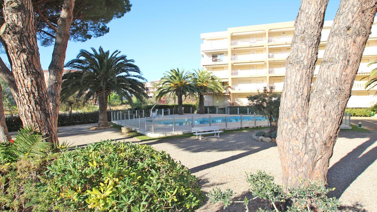 Le Riviera Apartamento Sainte-Maxime Exterior foto